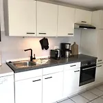 Sky & Homes Sonnentanz I Strandnah, Boxspringbetten, Waschmaschine, Direkt Am Leuchtturm Böhl