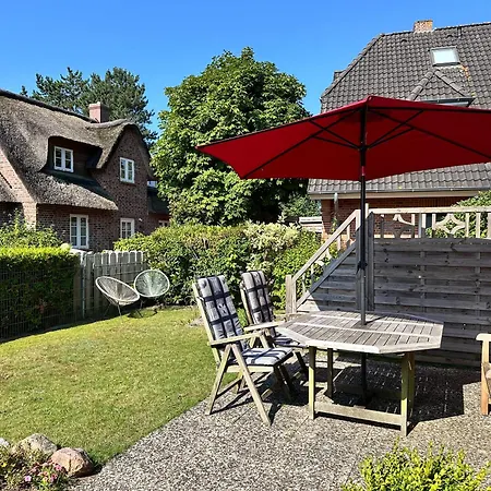 Apartman Sky & Homes Sonnentanz I Strandnah, Boxspringbetten, Waschmaschine, Direkt Am Leuchtturm Böhl